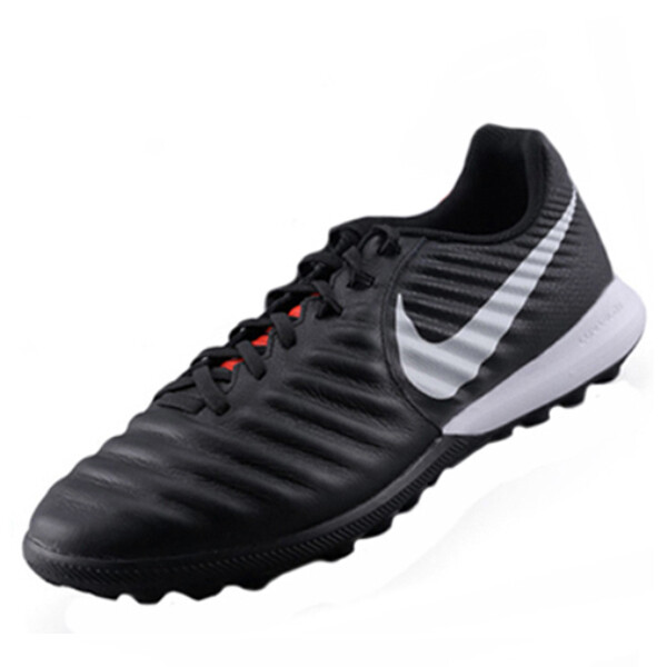 nike tiempo lunar legend